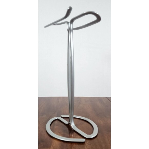 interDesign Axis Fingertip Towel Holder in Chrome - Picture 1 of 9
